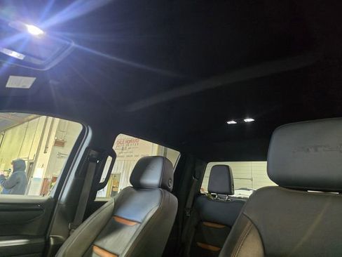 Used 2025 GMC Sierra 1500 AT4 AWD/4WD image 21