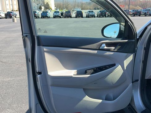 Used 2020 Hyundai Tucson Sport image 15