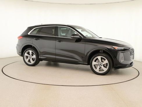 New 2025 Audi Q5 Premium AWD/4WD image 9