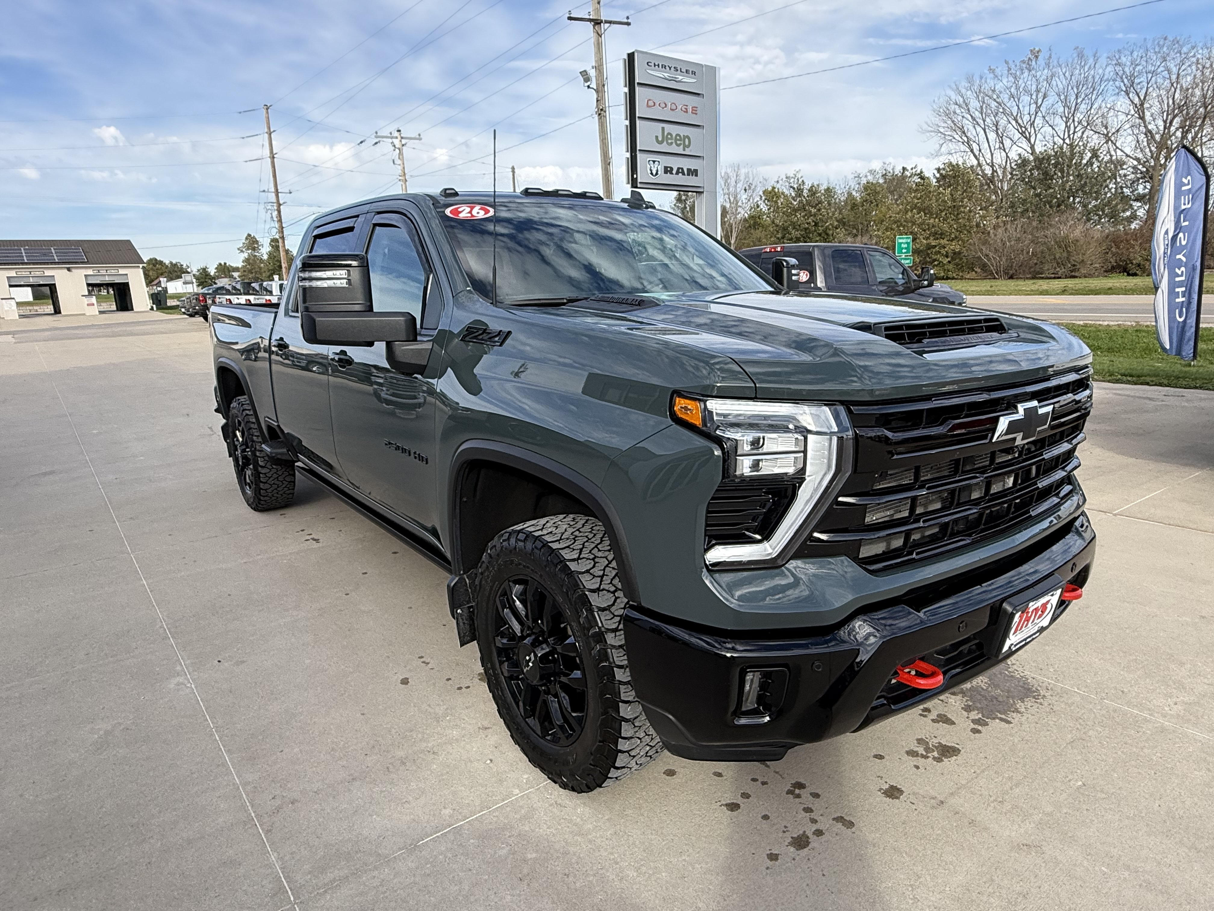 Used 2026 Chevrolet Silverado 2500 LTZ w/ LTZ Plus Package AWD/4WD image 33