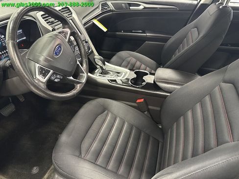 Used 2016 Ford Fusion SE image 28