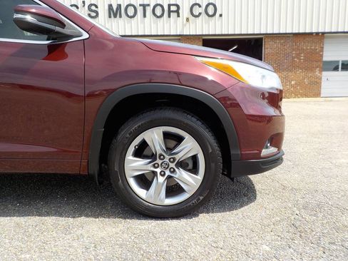 Used 2016 Toyota Highlander Limited Platinum image 9