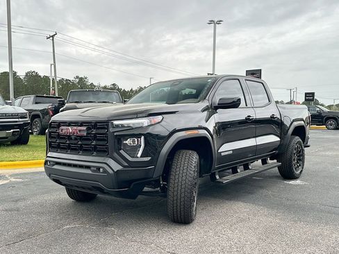 New 2026 GMC Canyon Elevation w/ Convenience Package RWD image 2