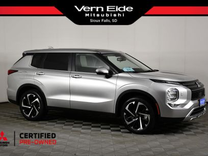 Used 2024 Mitsubishi Outlander SE