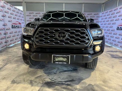 Used 2023 Toyota Tacoma TRD Off-Road image 3