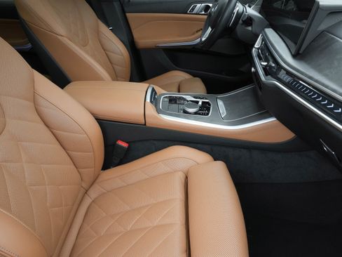 Certified 2024 BMW X5 sDrive40i w/ Premium Package image 13