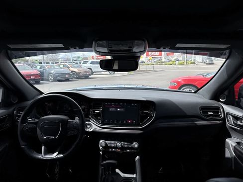 Used 2024 Dodge Durango GT image 16