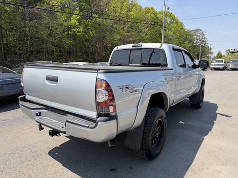 Used 2010 Toyota Tacoma 4x4 Double Cab image 5