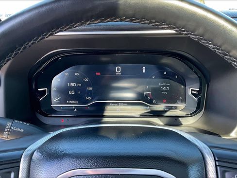 Used 2024 GMC Yukon XL Denali image 25