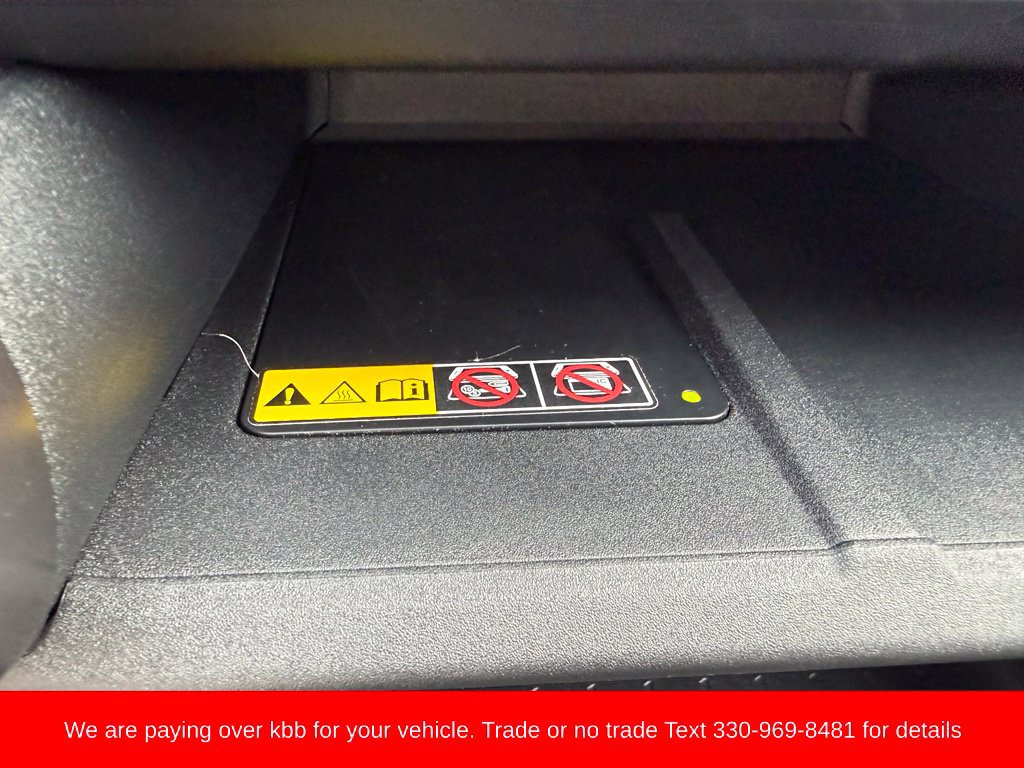 Used 2026 Toyota RAV4 XLE Premium w/ Panoramic Sun Roof Package AWD/4WD image 19