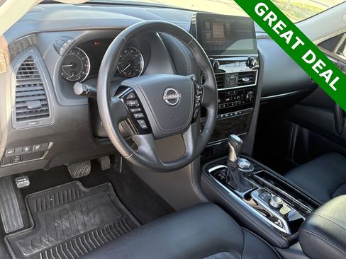 Used 2024 Nissan Armada Platinum w/ Captain's Chairs Package image 14