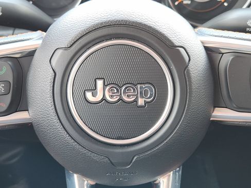 Used 2023 Jeep Gladiator Mojave w/ Trailer Tow Package AWD/4WD image 36