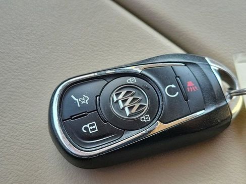 Used 2017 Buick Envision Premium image 35