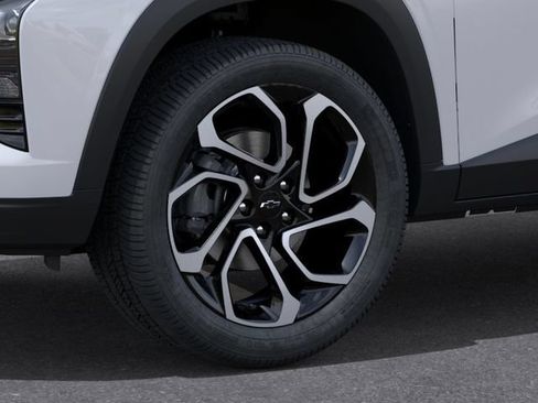 New 2026 Chevrolet Trax RS w/ Sunroof Package FWD image 9