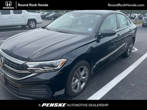 Used 2024 Volkswagen Jetta SE FWD image 1
