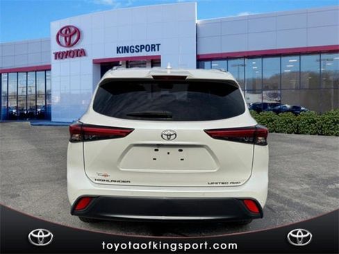 Used 2020 Toyota Highlander Limited image 4