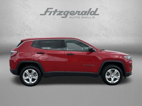 Used 2023 Jeep Compass Sport AWD/4WD image 4