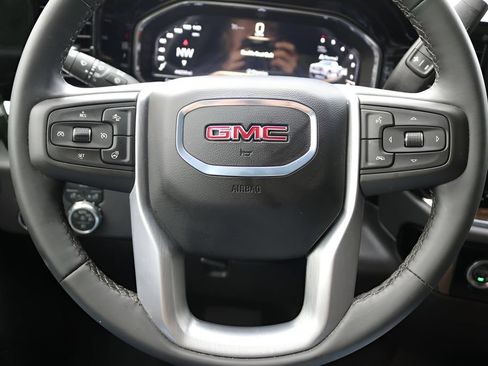 Used 2024 GMC Sierra 1500 Elevation w/ X31 Off-Road Package AWD/4WD image 22