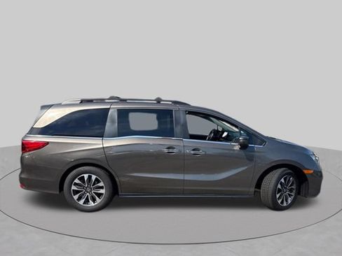 Used 2021 Honda Odyssey EX-L image 2