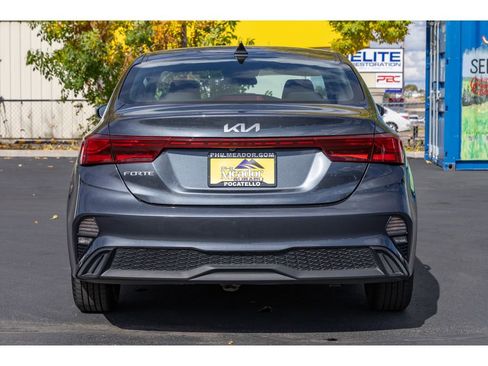 Used 2023 Kia Forte LXS image 4