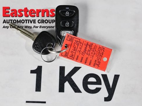 Used 2019 Hyundai Elantra SE w/ Cargo Package FWD image 25