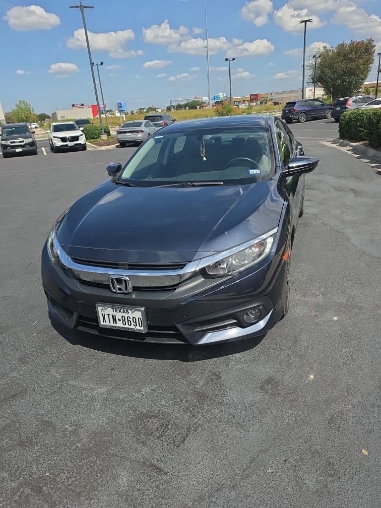 Used 2018 Honda Civic EX-T image 5