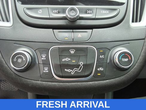 Used 2020 Chevrolet Malibu LS FWD image 28