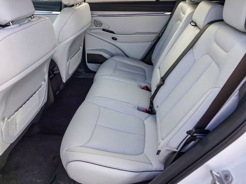 Used 2025 Jeep Wagoneer S Limited AWD/4WD image 16