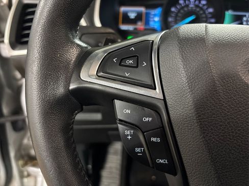 Used 2016 Ford Edge SEL w/ Equipment Group 201A image 27