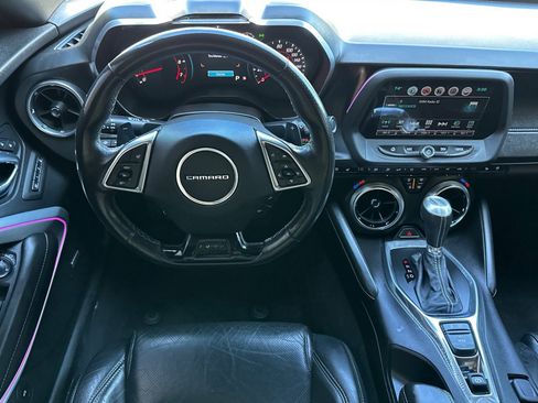 Used 2017 Chevrolet Camaro SS RWD image 16