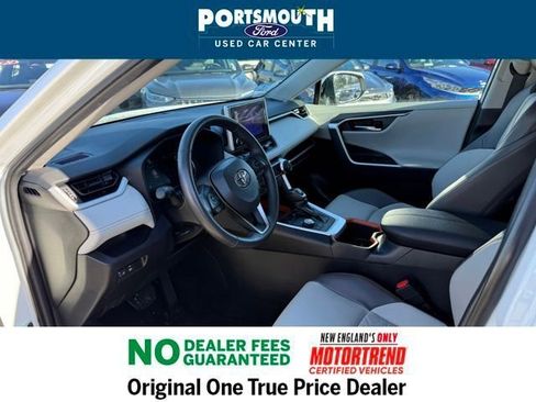 Used 2024 Toyota RAV4 Adventure image 4