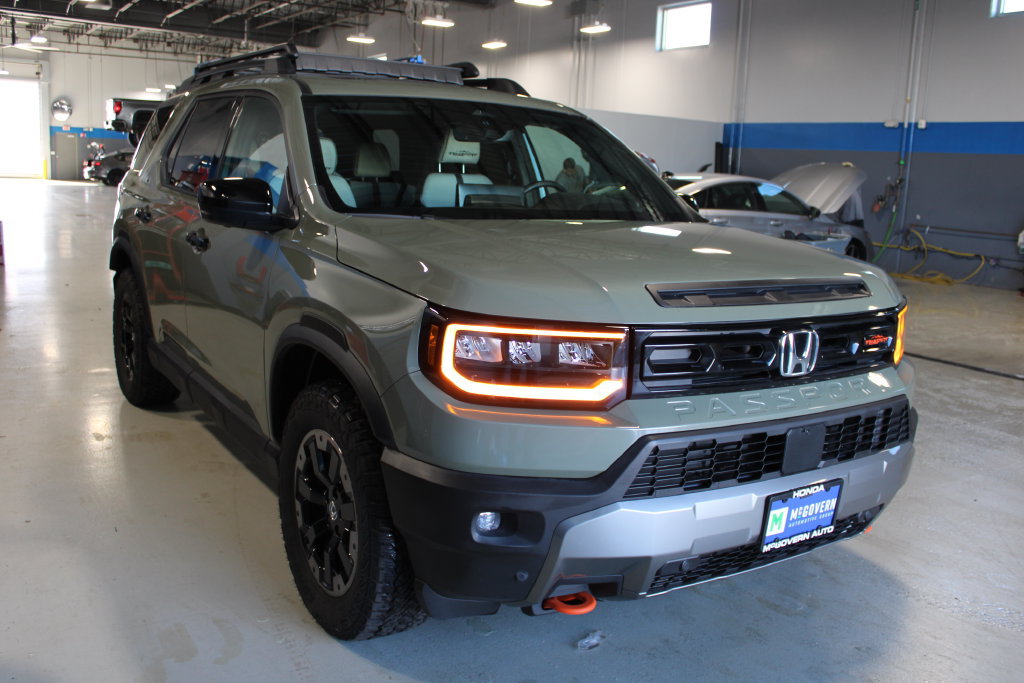 Used 2026 Honda Passport TrailSport Elite image 3