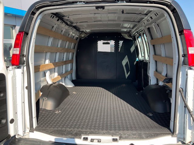 Used 2025 Chevrolet Express 2500 w/ Driver Convenience Package RWD image 21