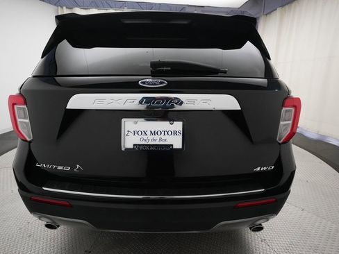 Used 2023 Ford Explorer Limited w/ Equipment Group 301A AWD/4WD image 27