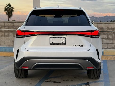 New 2026 Lexus RX 350 RX 350h Luxury image 10