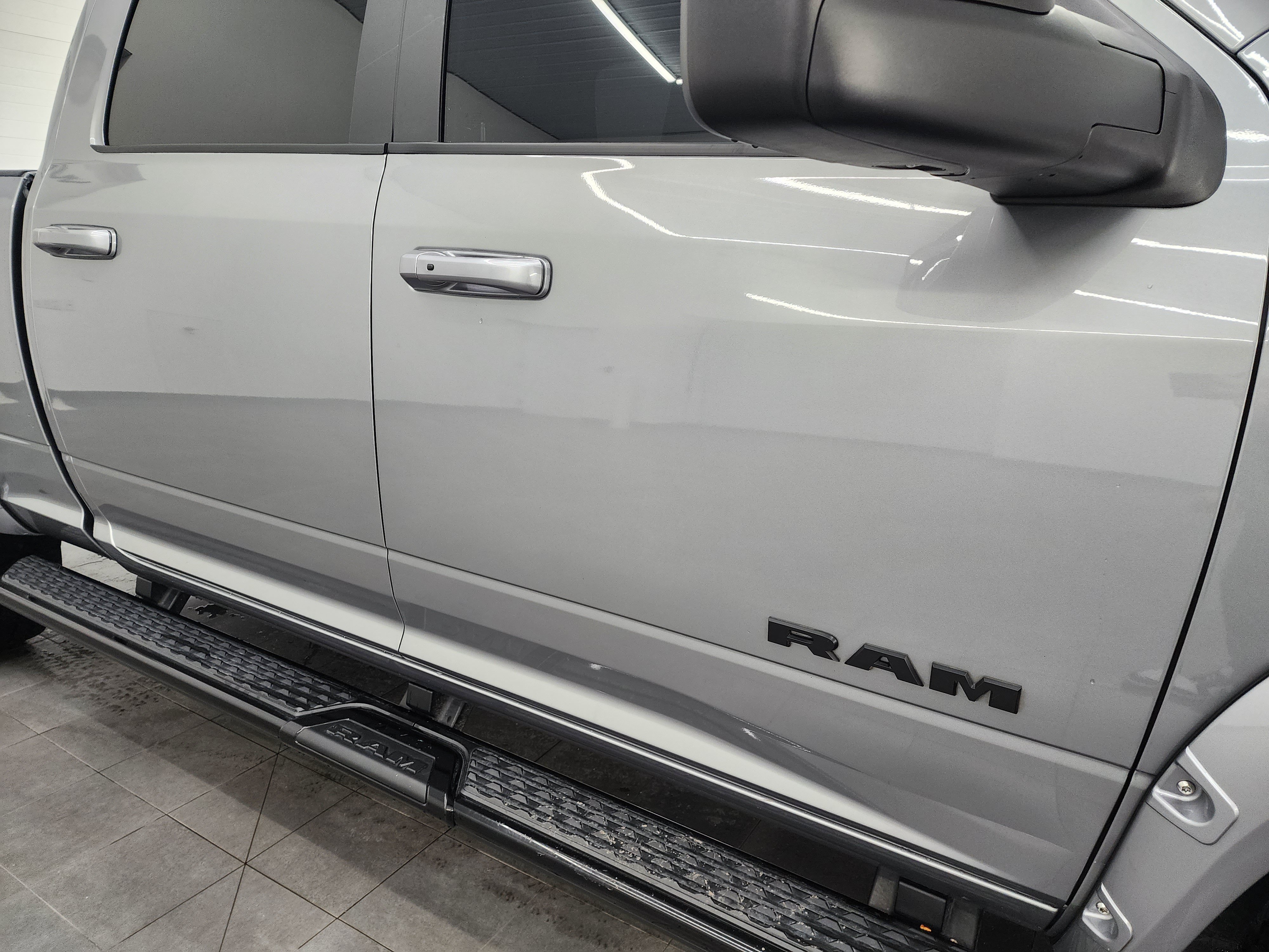 Used 2024 RAM 2500 Laramie w/ Night Edition AWD/4WD image 23