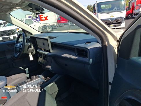 Used 2025 Ford Maverick XL FWD image 22