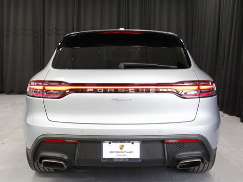 Certified 2025 Porsche Macan image 6