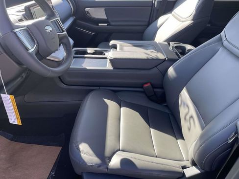 New 2026 Ford Expedition Active RWD image 12