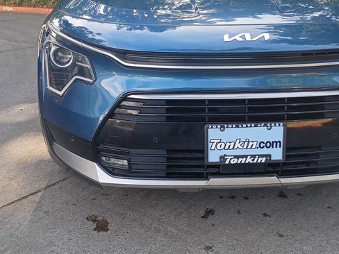 Used 2023 Kia Niro FWD image 11