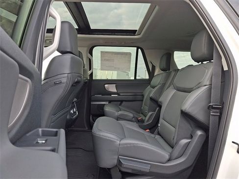 New 2026 Ford Expedition Max Active image 5