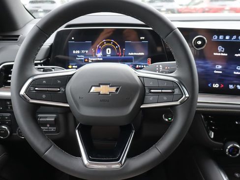 New 2026 Chevrolet Suburban Premier AWD/4WD image 7