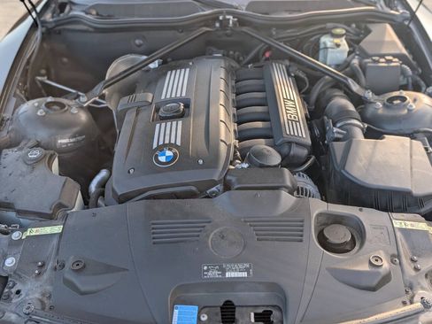 Used 2007 BMW Z4 3.0si RWD image 9