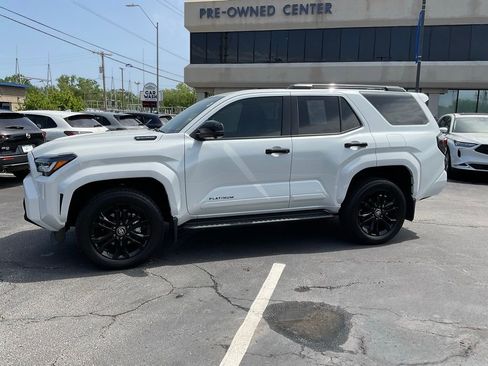 Used 2026 Toyota 4Runner 4WD image 4
