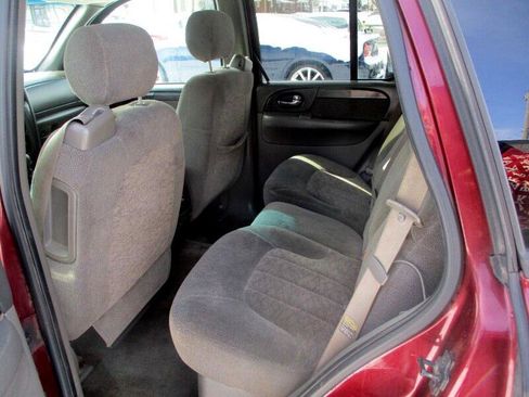 Used 2003 GMC Envoy SLE w/ 1SB Preferred Equipment Group image 10