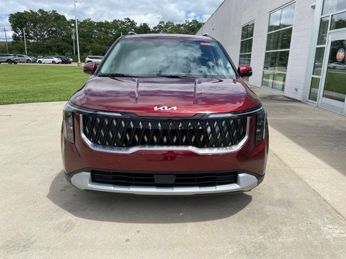 New 2026 Kia Carnival EX FWD image 3