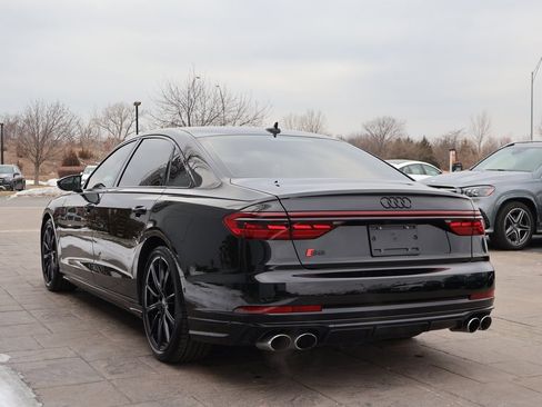 Used 2024 Audi S8 4.0T image 7