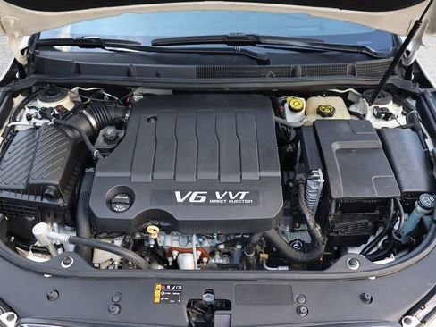 Used 2012 Buick LaCrosse Touring image 45