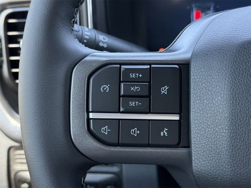 New 2026 Ford F350 Lariat w/ Chrome Package image 34