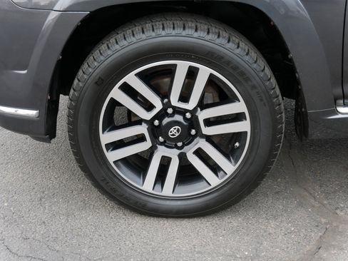 Used 2019 Toyota 4Runner Limited image 15